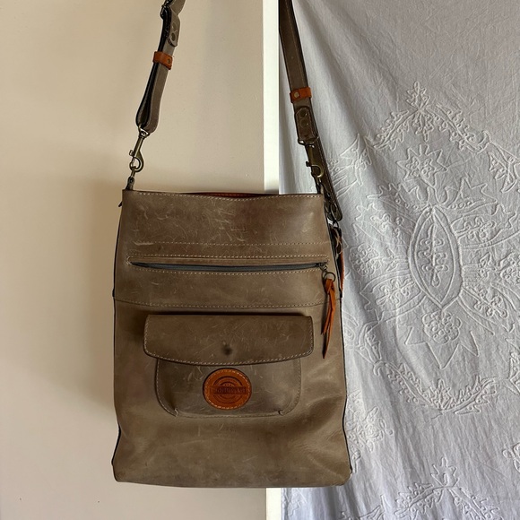 ❤️Tote bag, shoulder and crossbody. Full grain leather, handcrafted - EUC!❤️ - Picture 8 of 15